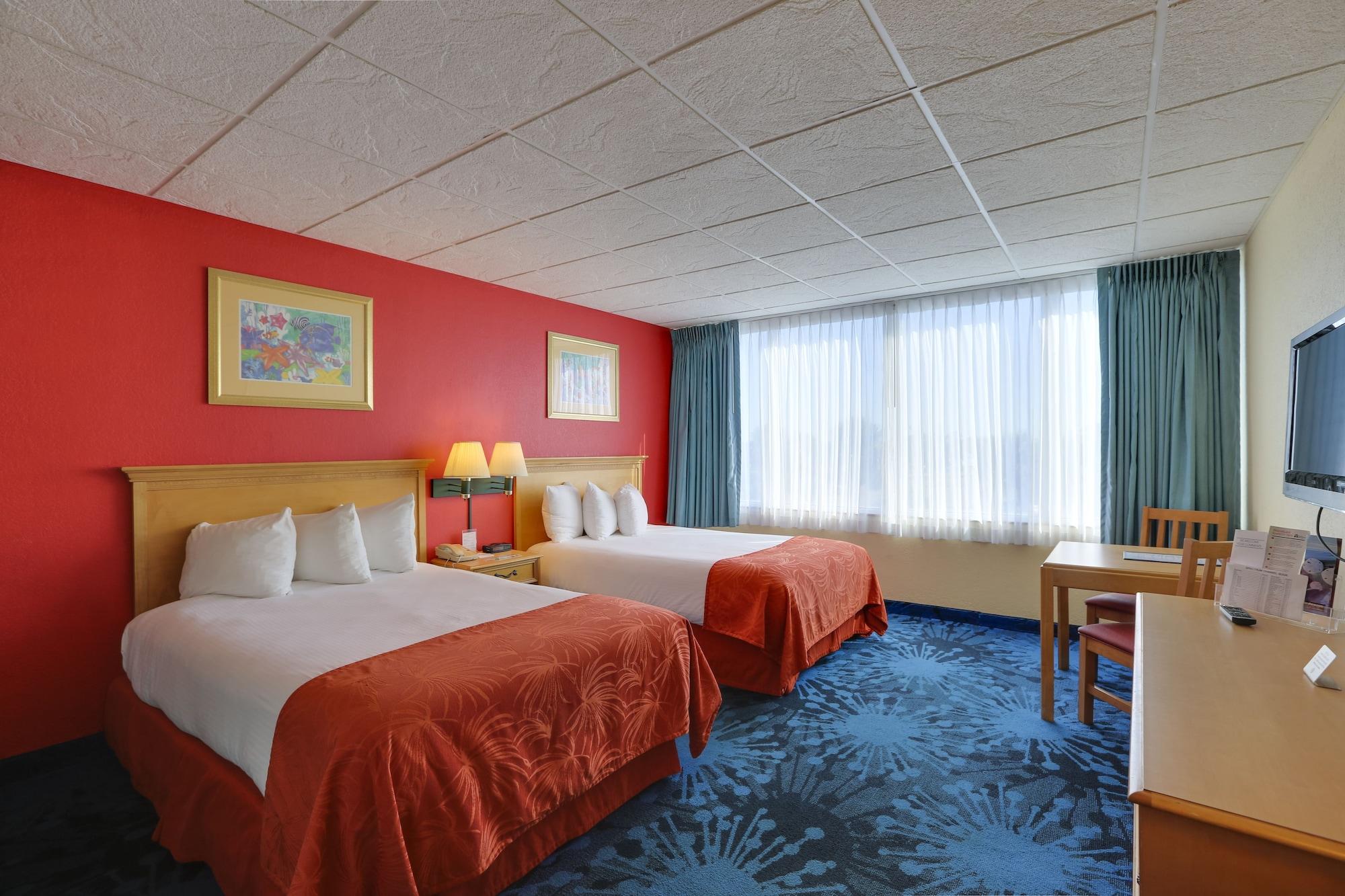 Dolphin Beach Resort St. Pete Beach Esterno foto